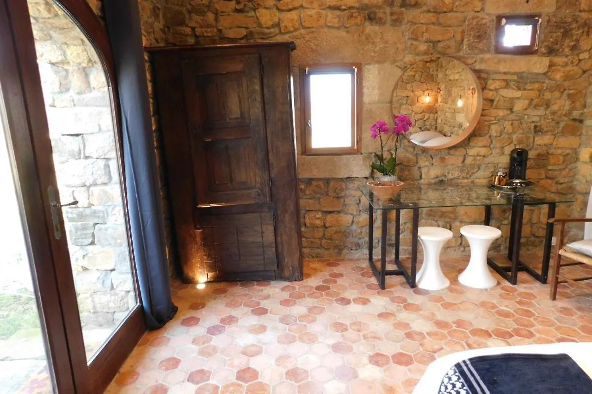 Frühstückspension Chambre D'Hotes Les Cerisiers Vesseaux Frankreich